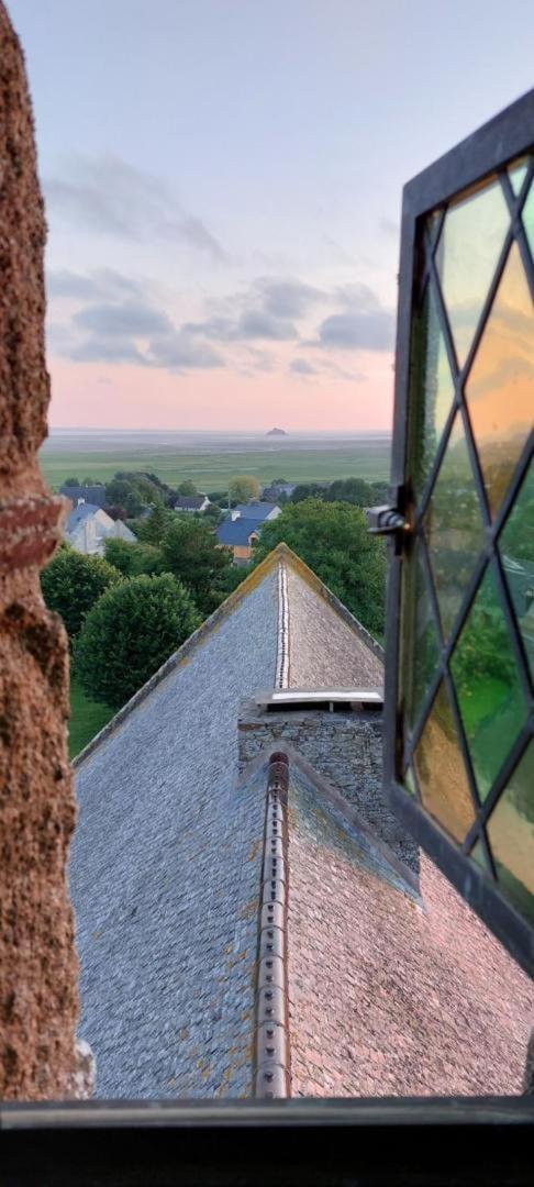 Prieure Saint Leonard, Xieme Siecle, Baie Du Mont Saint Michel